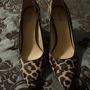 New never worn Michael kors leopard heels